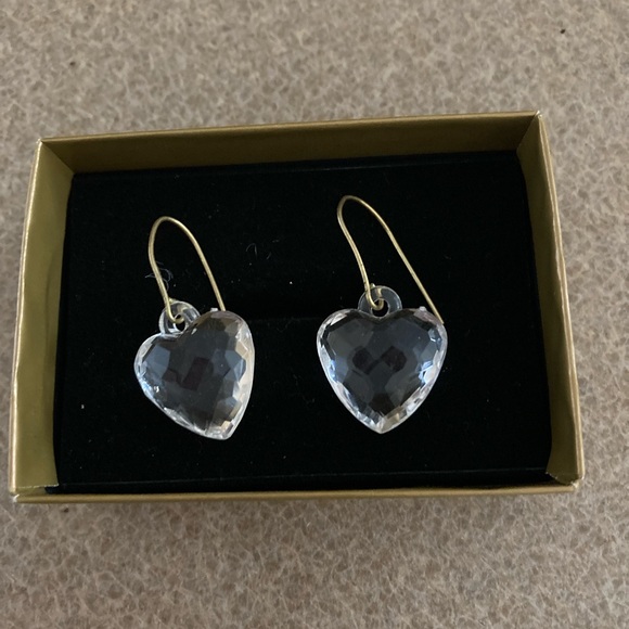 Clear Heart Shape Faceted Acrylic  Earrings, Gold Tone Hooks, Prom Graduation - Picture 2 of 4